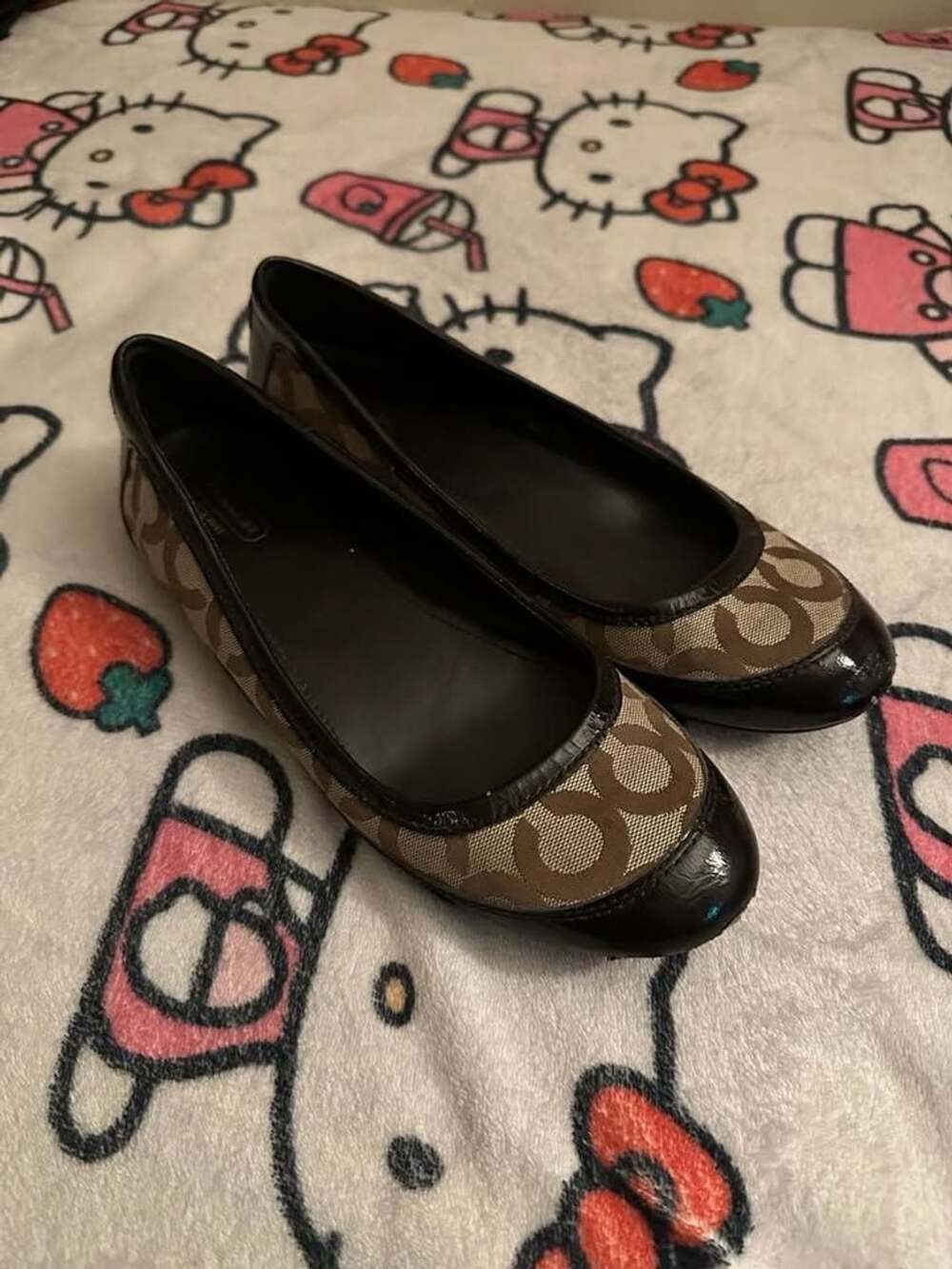 Size 9 Coach Signature C Brown Patent Leather Trim Ballet Flats